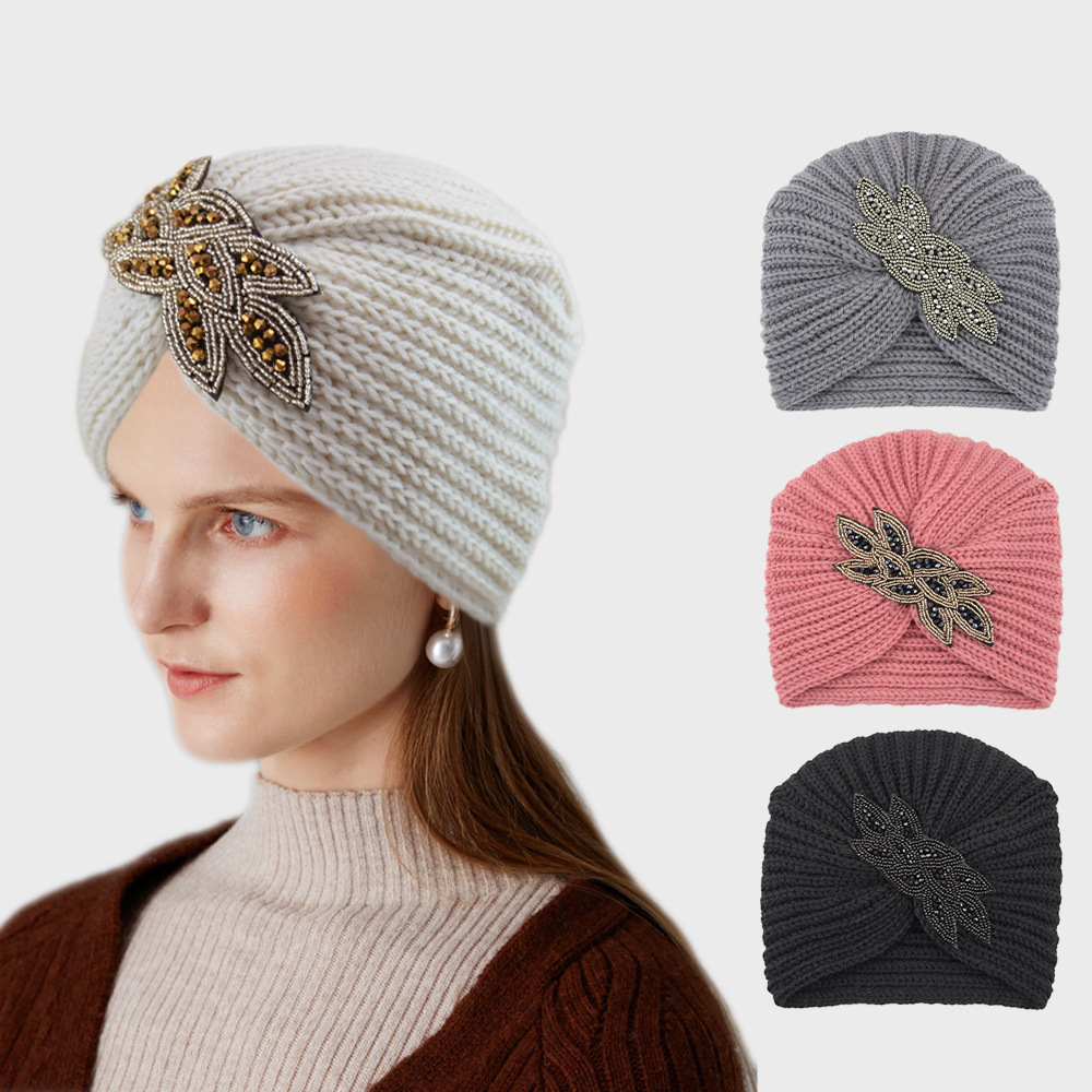 Women's Basic Vintage Style Simple Style Flower Beaded Eaveless Wool Cap display picture 2