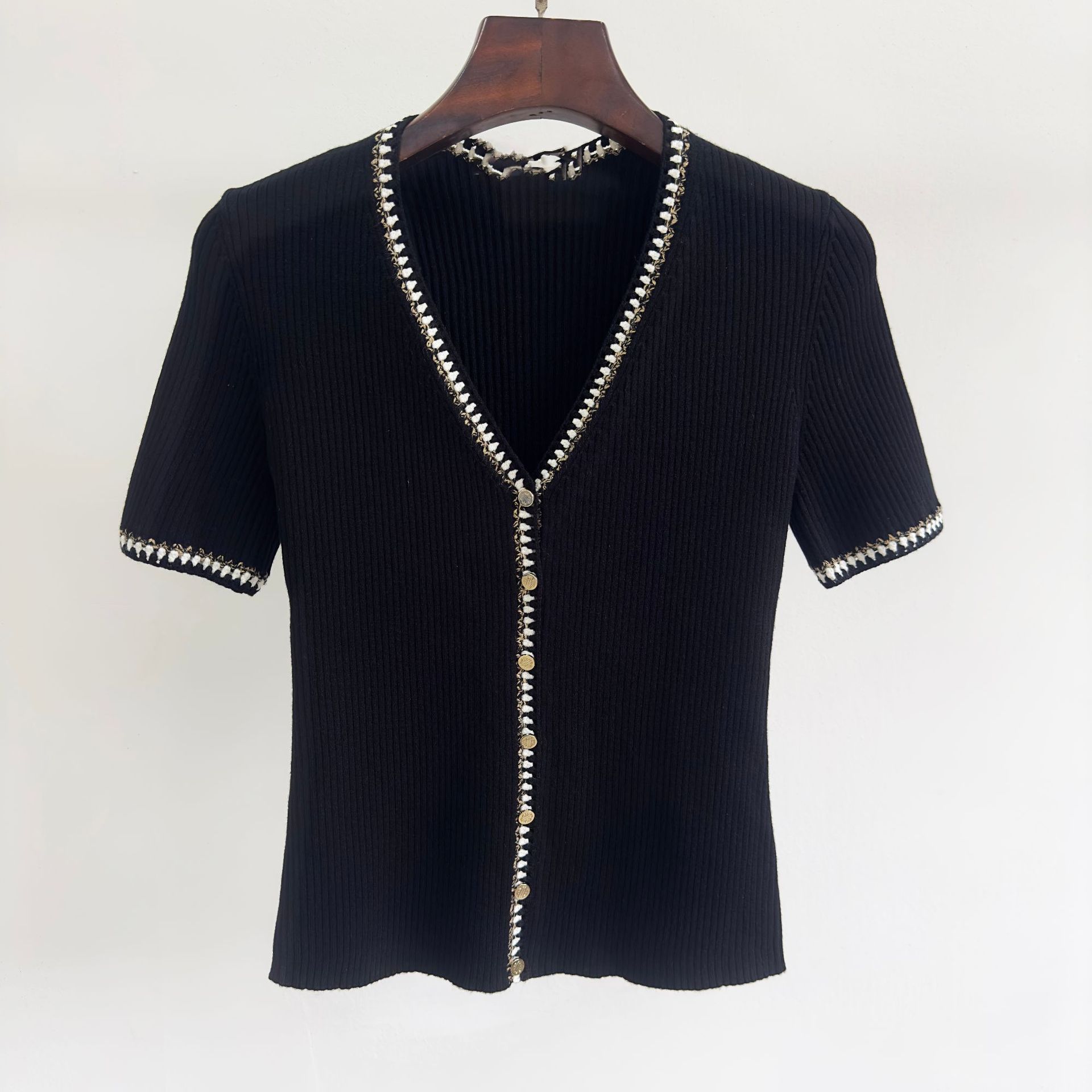 法单  M家2023夏季新款气质小香风撞色V领短袖百搭减龄针织开衫