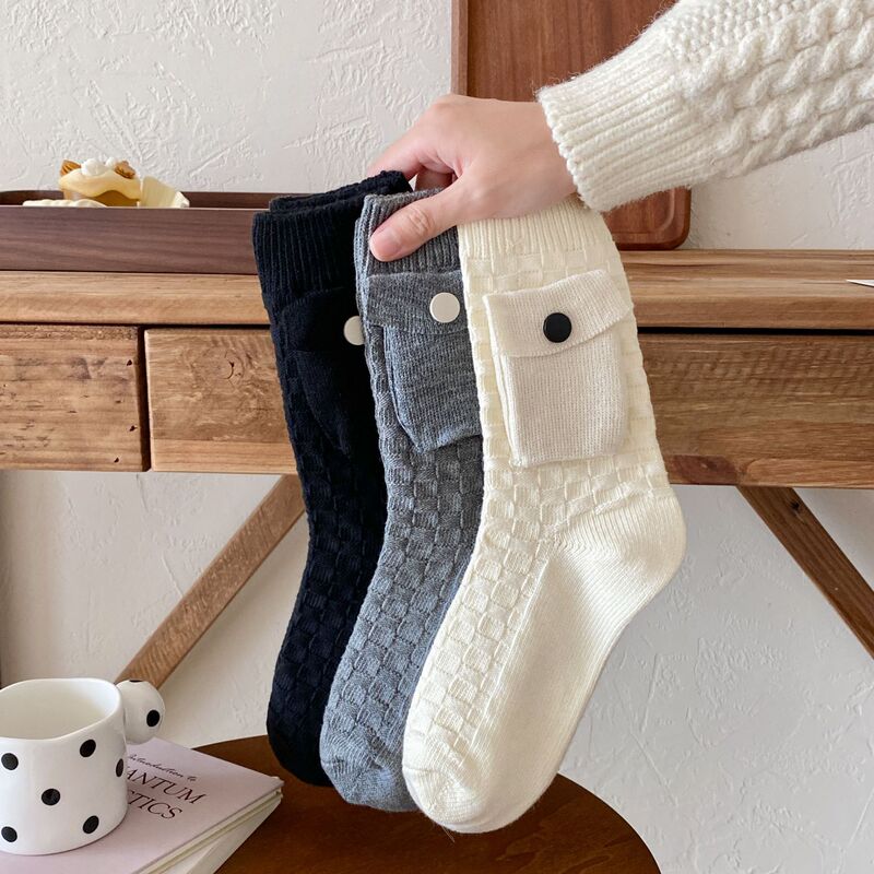 2024 New European High-end Show Pocket Button Decorative Checkerboard Mid-piled Stockings Stacks Cotton Ins Socks
