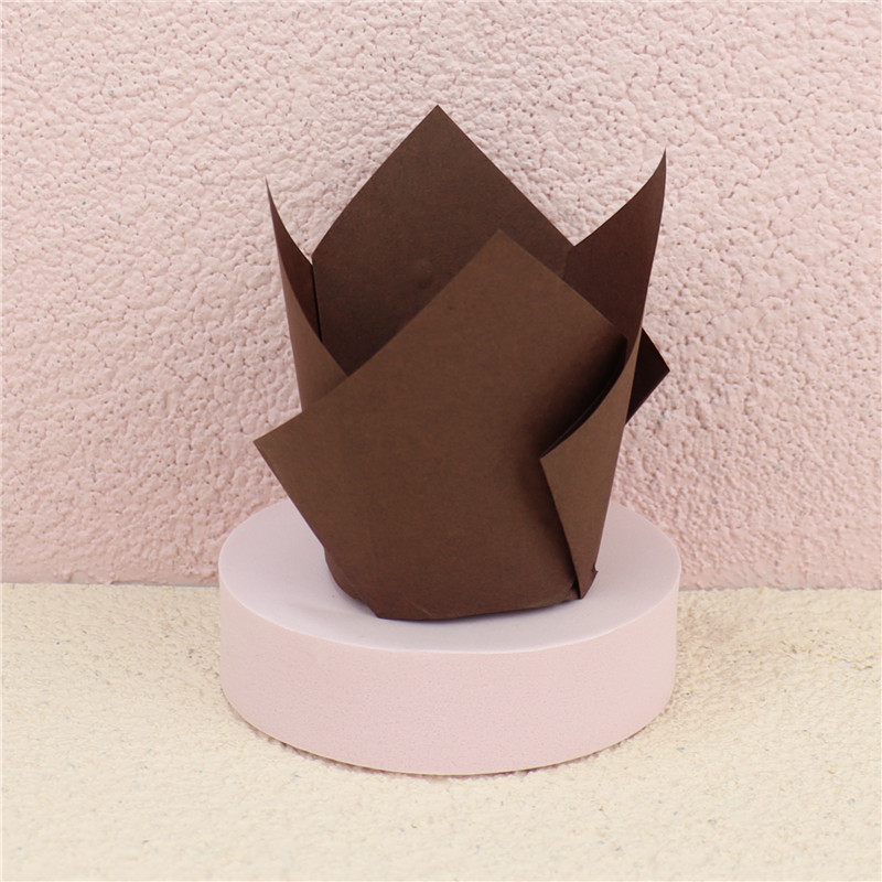 Venta al por mayor Tulip Pink Gradient periódico muffin cake taza de papel resistente a altas temperaturas a prueba de aceite recubierto de encaje muffin titular de papel