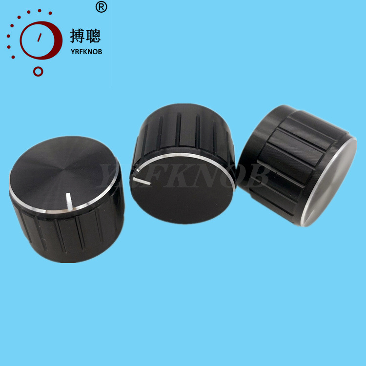 ��������ɫ�����Ͻ���ť�⾶23&times;17mm��������ɫ��λ�����Ͻ���ť