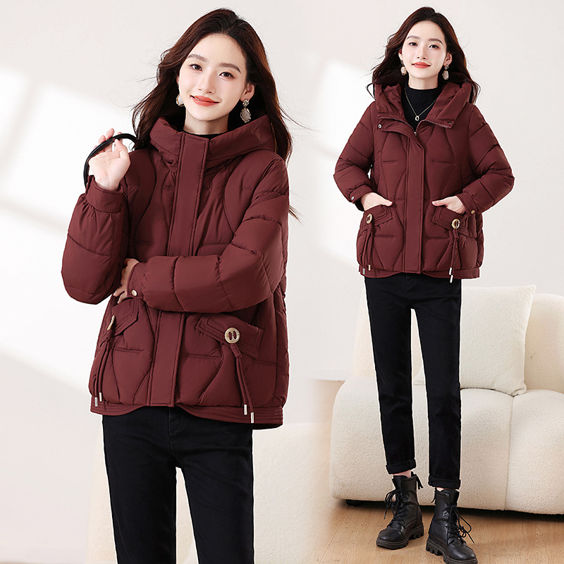 2025 invierno nueva ropa de algodón mujer sombrero corto de moda de cuello pequeño chaqueta de algodón exterior delgada ropa de algodón delgada universal