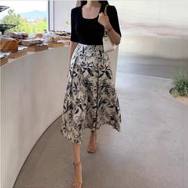 新中式水墨印花半身裙女2025新款夏季中长款高腰a字大摆伞裙子薄