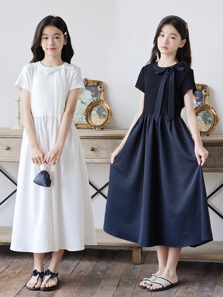 Summer dress with bow