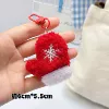 Кудрявые красные перчатки