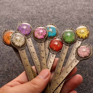 C 13667 Dried flower metal bookmark �ɻ����ٕ����羳���Q