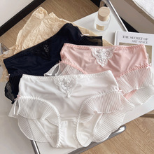 2023新品日系简约缎面镂空蕾丝性感可爱百褶荷叶边透气舒适三角裤