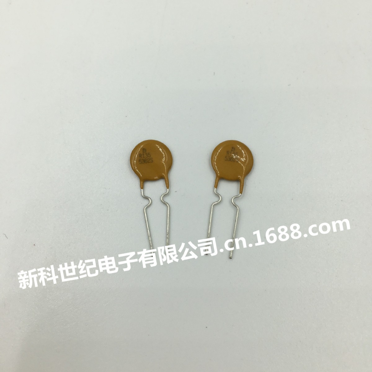 现货RUEF185 1.85A/30V TYCO/泰科 丝印30-185 DIP