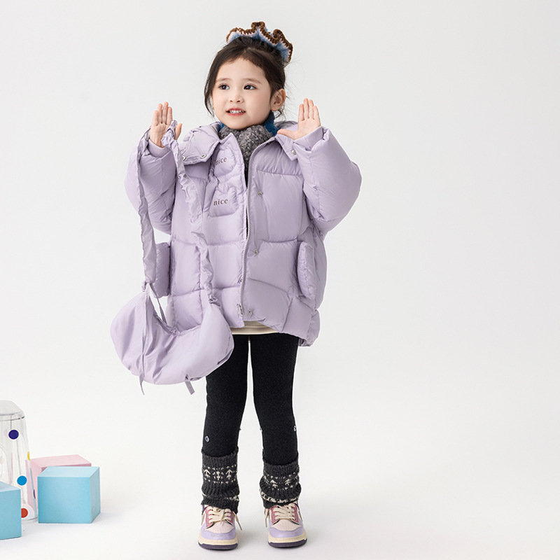 Bolsos para niñas nubes de vello de mano chaqueta de algodón ligera caliente no corra ropa de algodón infantil 2025 nuevo invierno engrosado