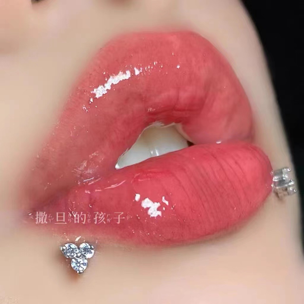 Labret stud lip piercing jewelry styling detail