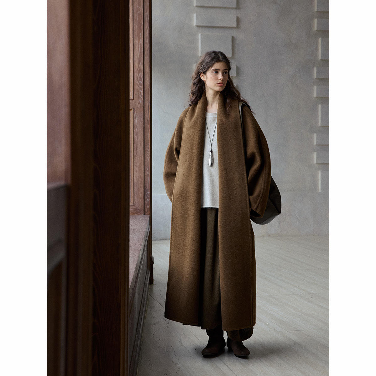 【识几】高品质手工天然全羊毛驼绒感睡袍保暖双面尼长外套M7517