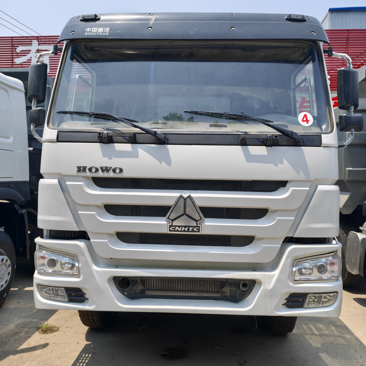 Cross-border HOWO heavy-duty dump truck, 371/375 horsepower, 12-wheel muck dump truck parts