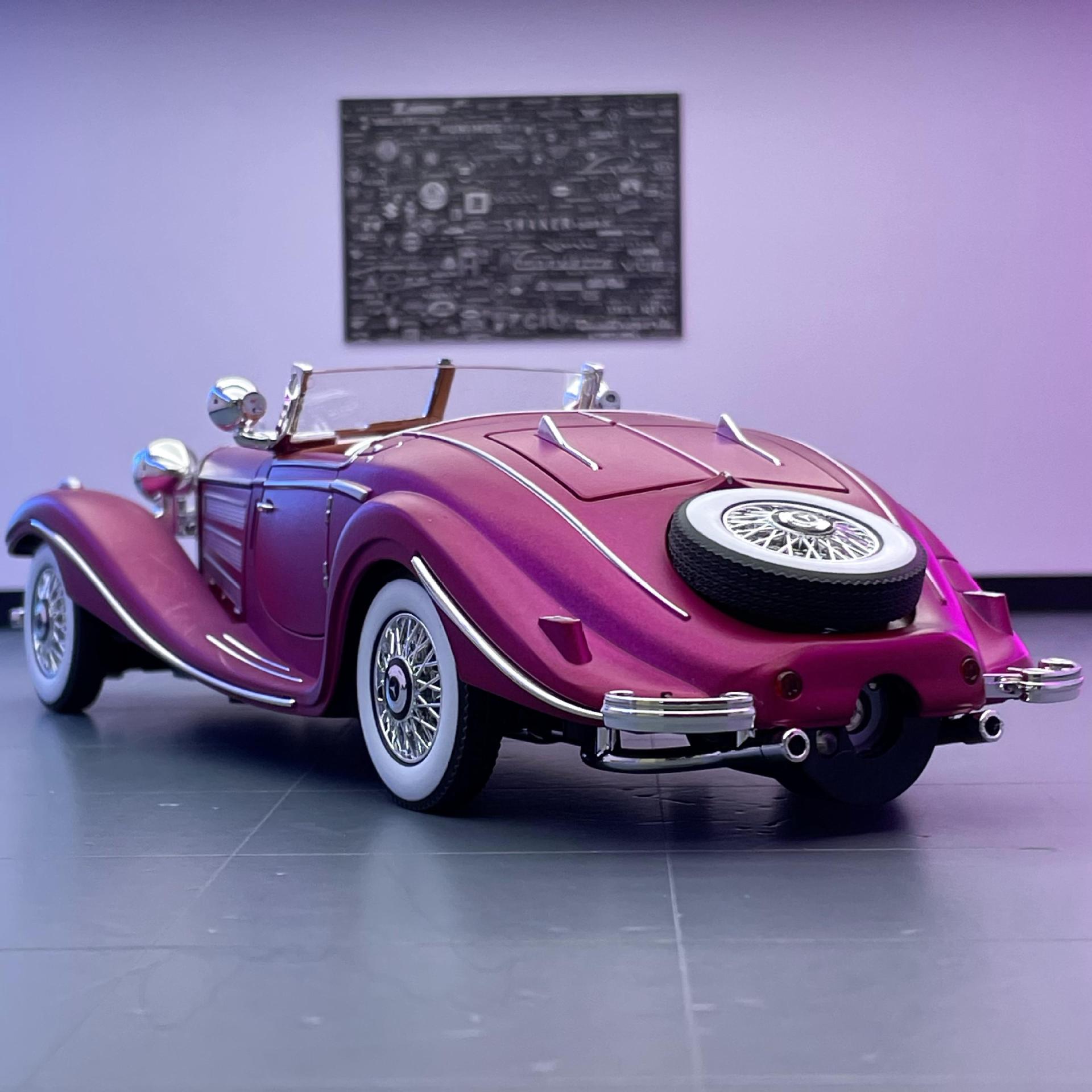 Weili aleación coche modelo 1:24 retro 500K convertible coche clásico tire hacia atrás con sonido y luz juguete coche música modelo péndulo