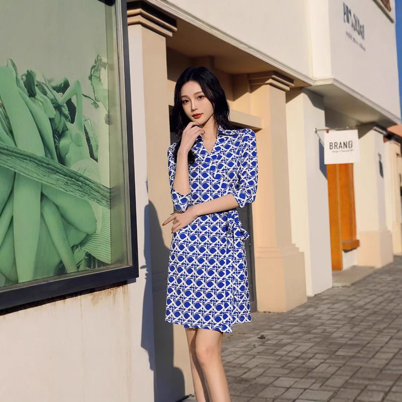 Summer New Arrival Royal Blue Plaid Print Elegant dress Lapel Seven-point Sleeve Tight Waist Lace-up Sheath Wrap Dress