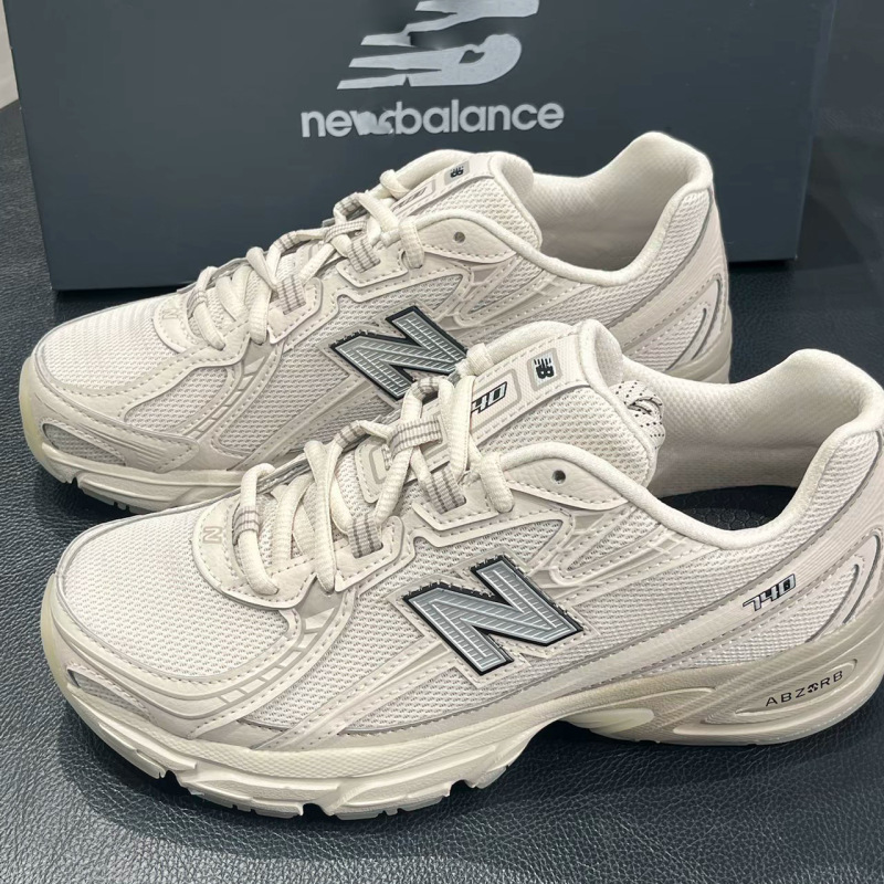 純粋なオリジナル NB740 ランニングシューズ通気性メッシュスポーツシューズ男性と女性のためのレトロな高さのパパシューズカップルファッショナブルな靴|undefined