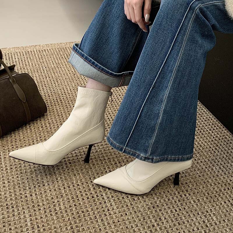 Pointed Toe Stiletto High Heel Martin Boots with Leather Upper and Back Zipper for Autumn and Winter, White Short Boots Pointed Toe Stiletto High Heel Martin Boots with Leather Upper and Back Zipper for Autumn and Winter, White Short Boots