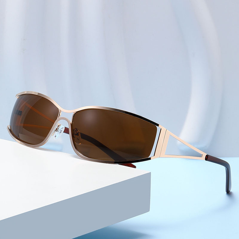 Tech-inspired Sport Sunglasses For Men With Hollow Design_voghion.com