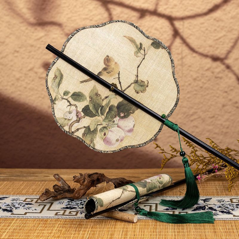 Ventilador de cintura plegable de estilo antiguo, bambú, flecha, traje de Han, cheongsam, falda de caballo, espectáculo fotográfico, regalo de estilo nacional, portátil