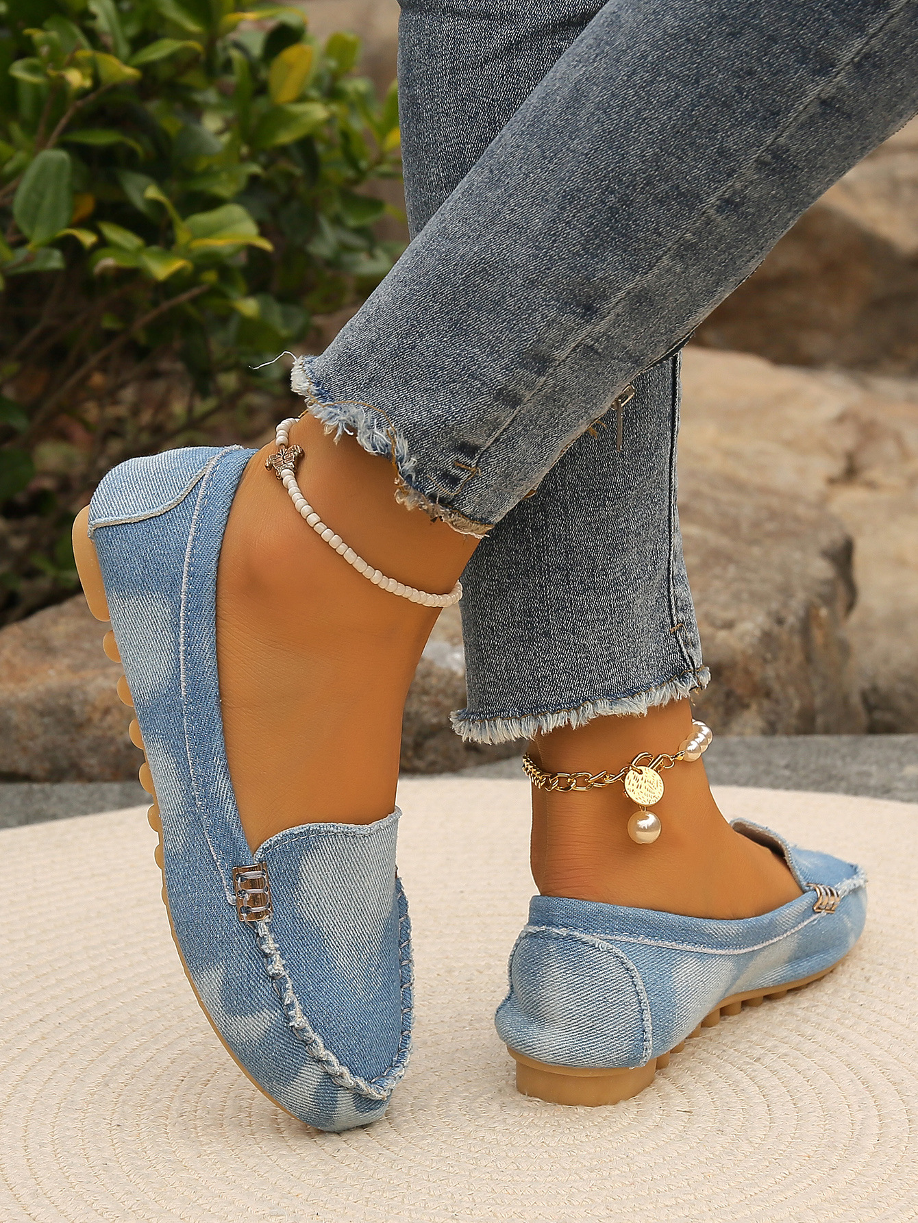 Damskor 2024 Vår Stora Storlekar Casual Mode Bekväma Slip-On Stora Storlekar Tods Skor för Dam_voghion.com