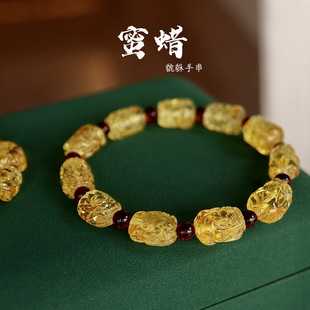 Natural Beeswax Bracelet, Beeswax First-Generation Bracelet for Women, High-Quality Authentic Beeswax Pixiu Bracelet, Can Be Issued with an Appraisal Certificate