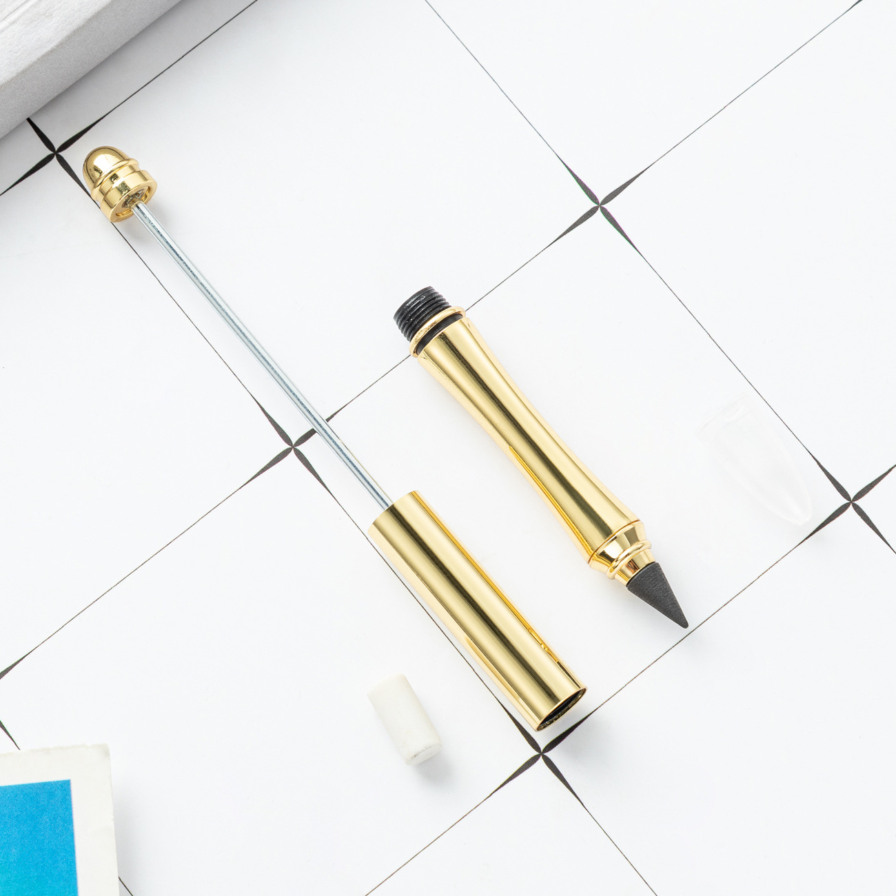 Fábrica en stock lápiz de cuentas reemplazable cabeza de la pluma pintura al por mayor de Corte libre de reemplazo de tinta no es fácil de romper la cabeza del lápiz