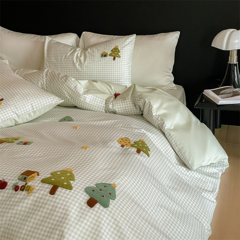 Parure de lit en microfibre, simple et fraîche, ensemble quatre pièces à fibres longues, housse de couette brodée en coton éponge avec motif enfant, Pure C_voghion.com