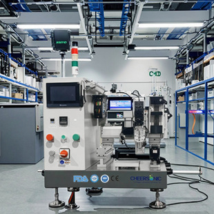 �Y�w���� UAM2000 �������F����O�� ���e��Ĥ������a ITO