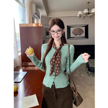 �����S�F؛�����w�q���|�Gɫ���c�z����ſ��L��ᘿ���Ů�b�＾