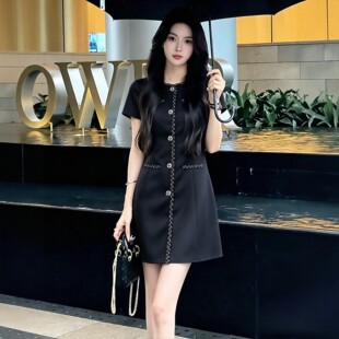 ��ɫС���L�����B��ȹŮ�����ļ��¿������L���|�@�ݶ���A��ȹ