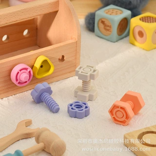 工厂定制婴幼儿益智拆装玩具食品级硅胶螺丝螺母 6 件套拆卸玩具
