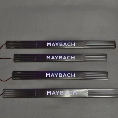 Dekorativ pedal başlıqları – Ben S-Class W221 Series Chi - 08-14-s-class-w221-exterior-carbon-fiber-texture-whitebluered-light-maybach-emblem