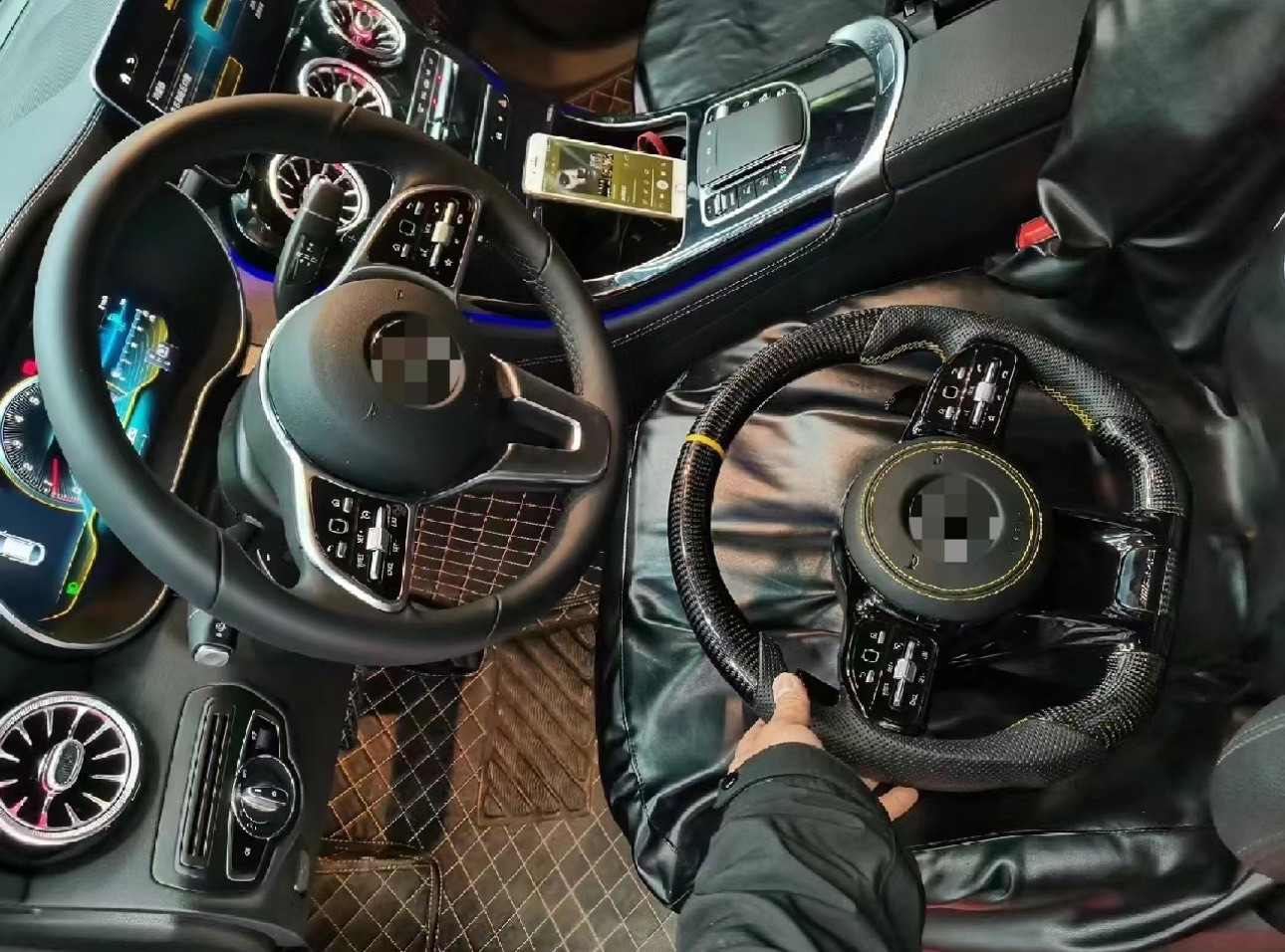Suitable for Mercedes-Benz AMG809 carbon fiber steering wheel A-Class, C-Class, E-Class, ML old model modification and upgrade to new model assembly