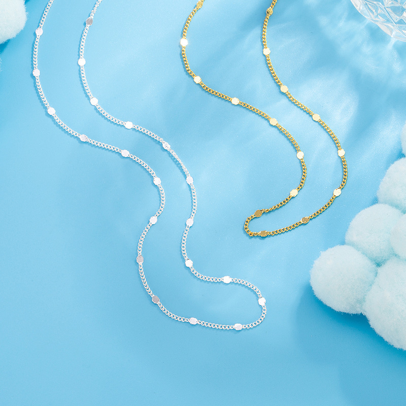 Exquisite Versatile Collarbone Chain Versatile Chain with Shimmering Sequins Necklace for Women, Simple Niche Design with a Sense of Light Luxury and High-End Feel