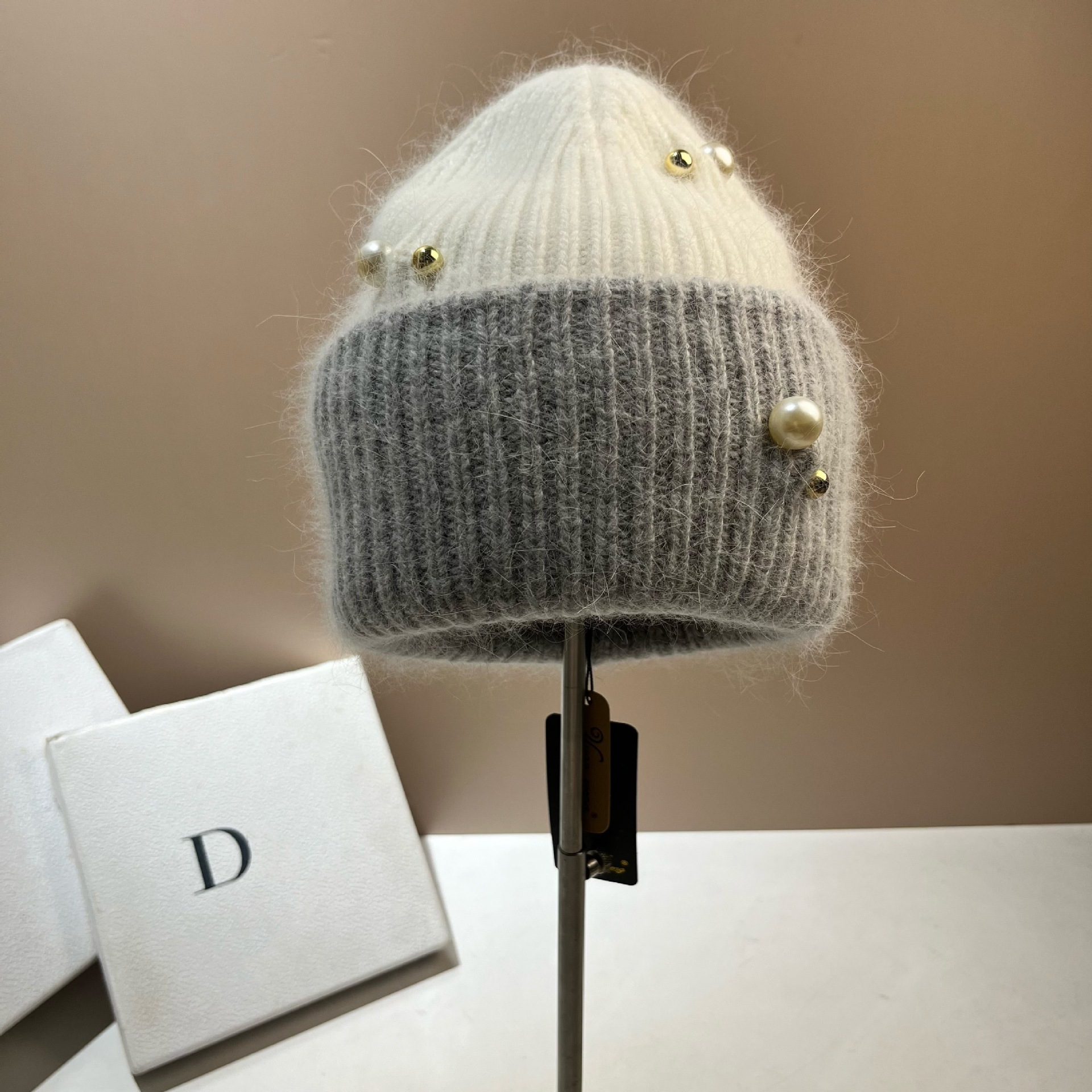 Winter Kleine Duftende Perle Farbe blockiert Warm Kalt Nordisch Dick Doppelschicht Angora Kaninchen Haar Strickmütze_voghion.com