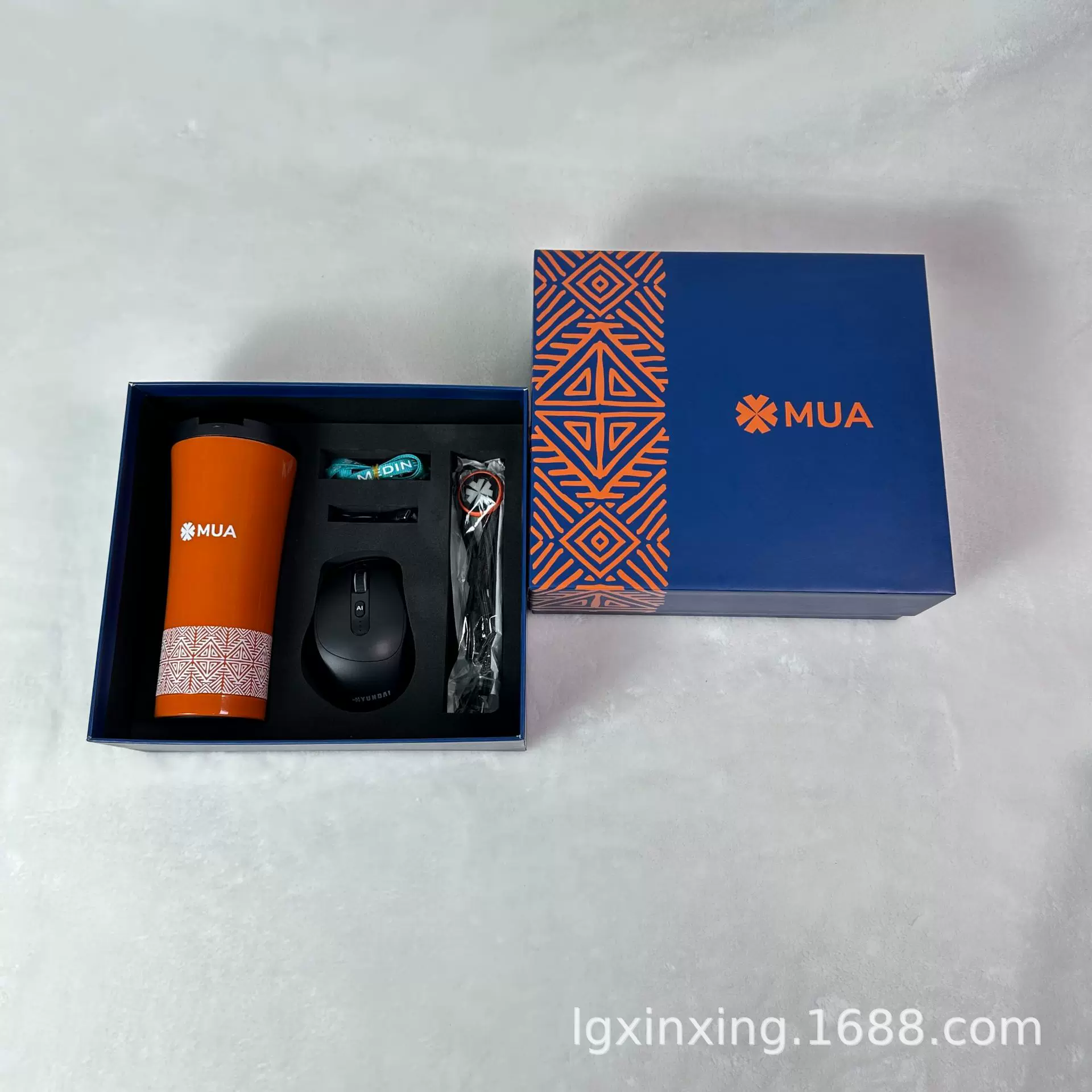 天地盖礼盒定做表面做局部UV纸盒 精雕发泡内衬杯子数据线包装盒