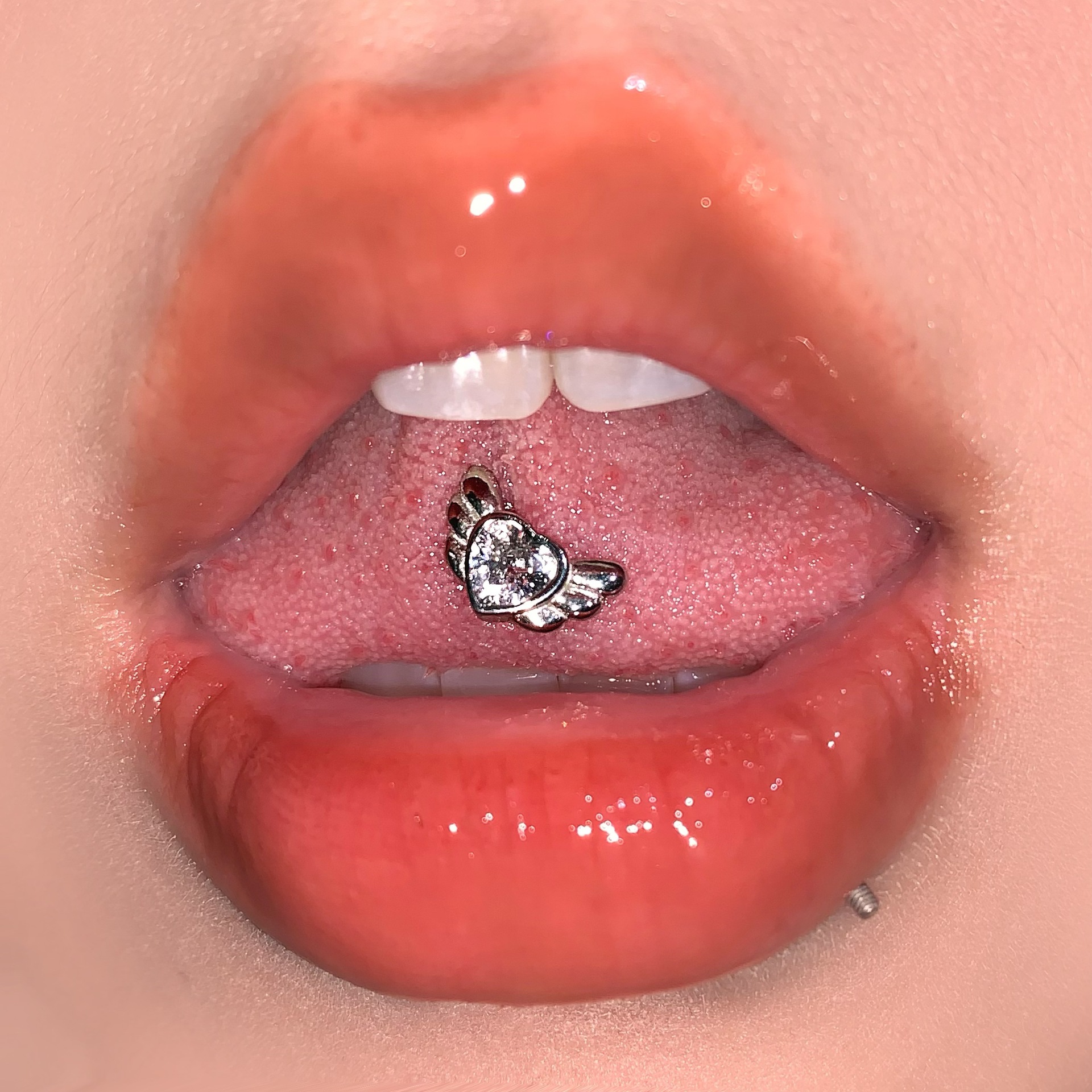 Pointed labret stud close-up product detail