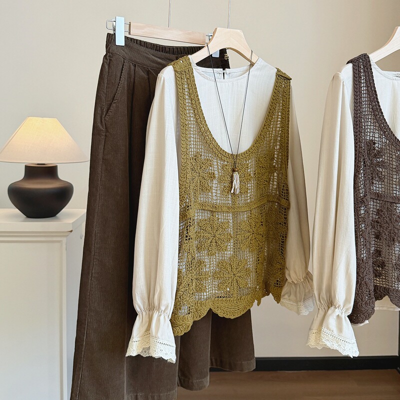 Gentle style crochet hollow-out vest two-piece set for women, new autumn green vest layered with bell-sleeve base shirt Gentle style crochet hollow-out vest two-piece set for women, new autumn green vest layered with bell-sleeve base shirt