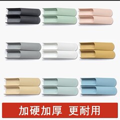 子供の成長の椅子は倒れることを防ぎます。