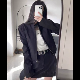 休闲裤;连衣裙;时尚休闲套装