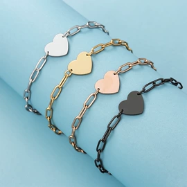 挂饰挂件;手链;项链