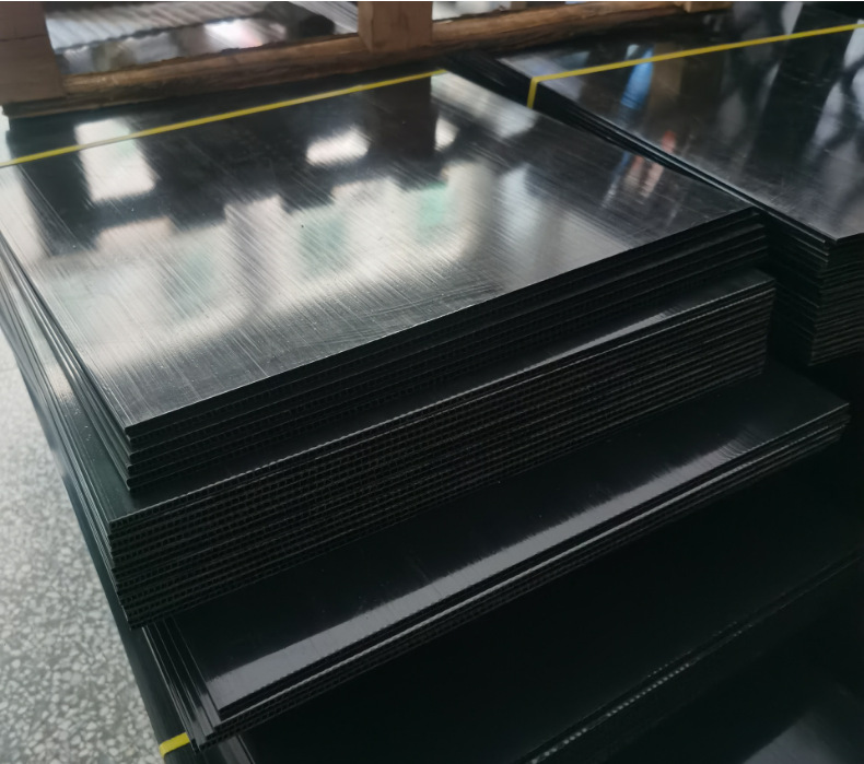 厂家直销PP中空板蜂巢板PP瓦楞板PP实心板拉杆箱包板ABS板周转箱