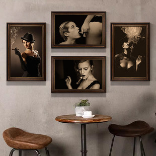 �ư���Ůѩ�ђ쮋��ʽ�͹��L�ξ����b�ktv���g��ɻ��y�ұڮ�