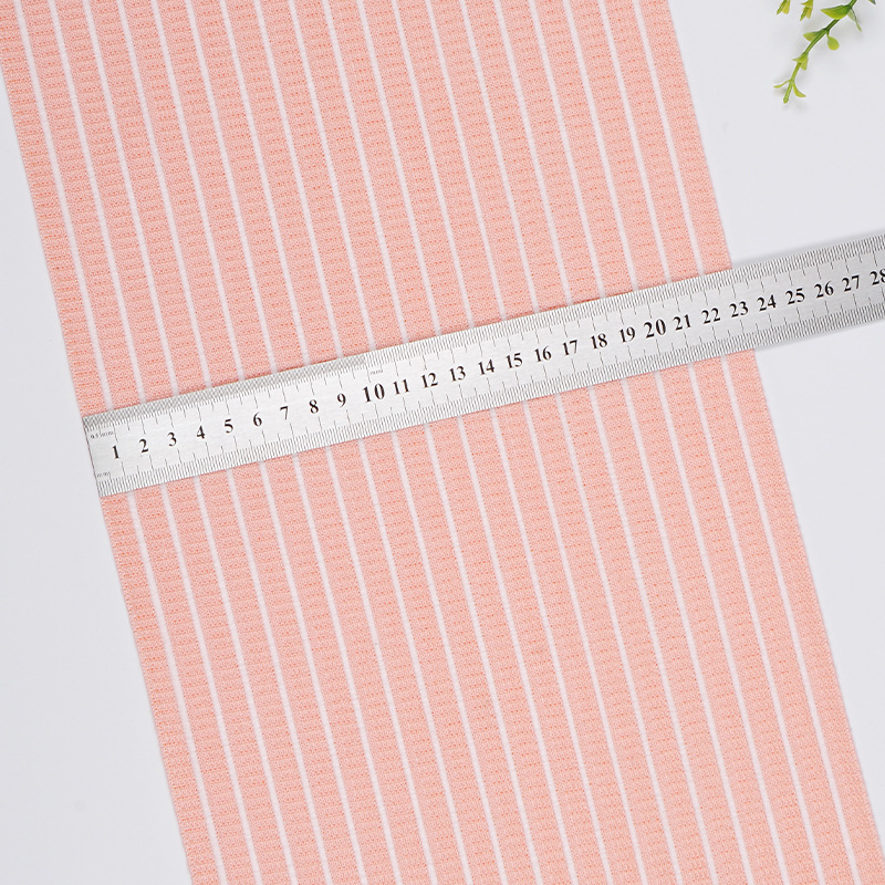 ������ë����˿���������ո���͸���ɽ����и����۵��ڳ�������