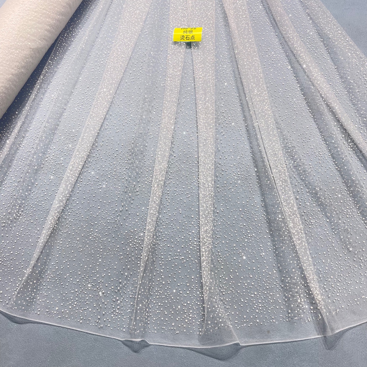 HS系列 S普纯银-HS-22 纯银?烫石点婚纱礼服面料 喷金 撒金