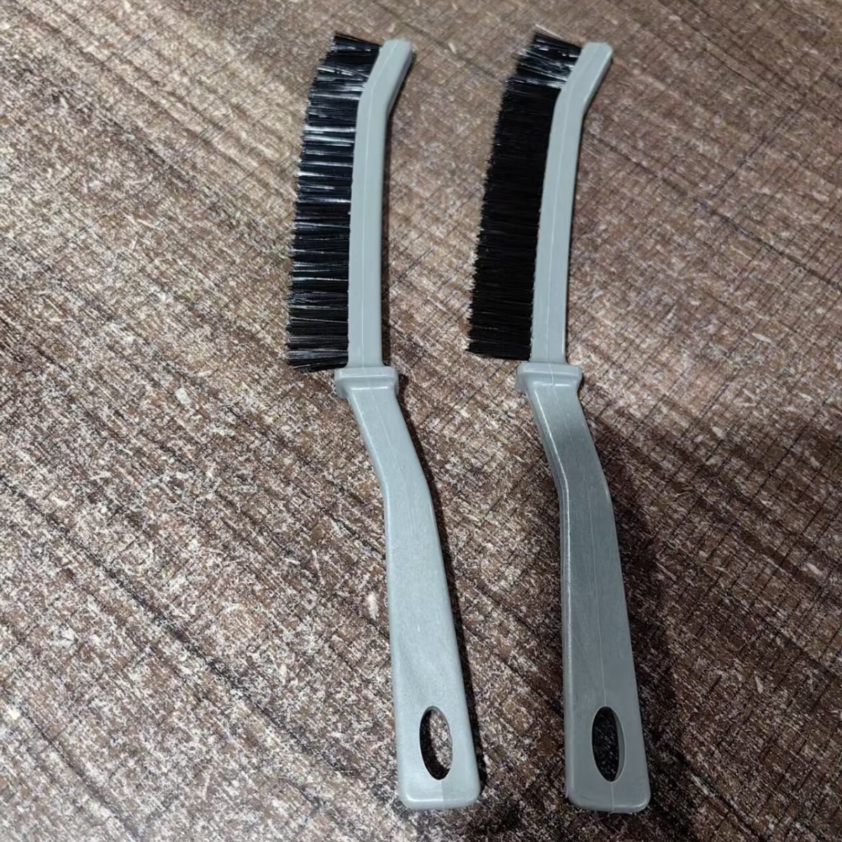 플라스틱 브러시