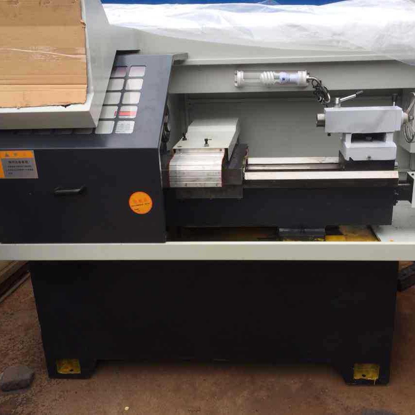 温岭市飞翔机床厂批发零售数控车床 数控仪表车床 经济型数控车床