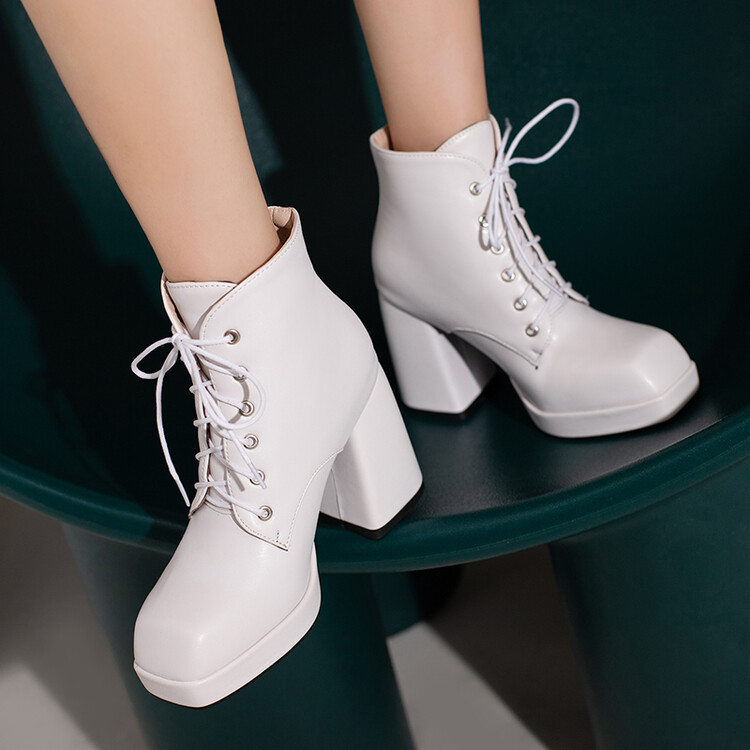 Solid color square head front strap waterproof platform thick heel short leg boots_voghion.com