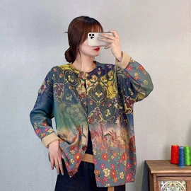 女式牛仔裤;毛衣;女式衬衫