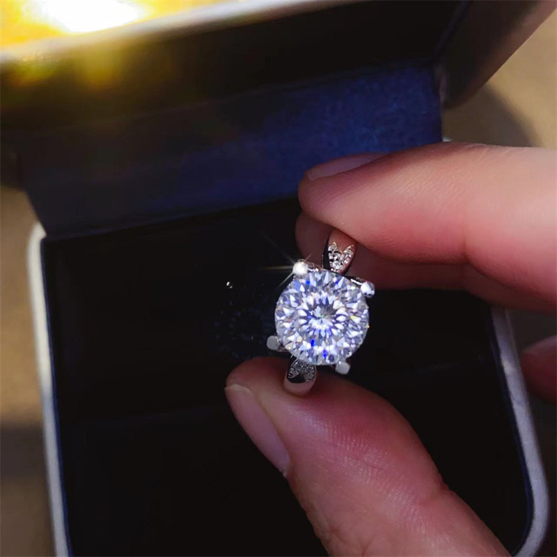 Moissanite corte 3 quilates de cola de milano cabeza de toro europeo y americano transfronterizo Venta caliente D color GRA diamante cinturón certificado con tarjeta negra