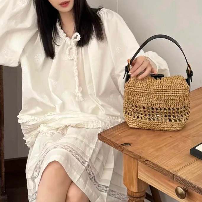 Handmade Rattan Woven Shoulder Bag With Leather Trim And Handle_voghion.com